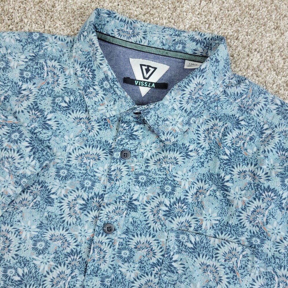 Vissla Mens Large Blue AOP Floral Button Up Short Sleeve